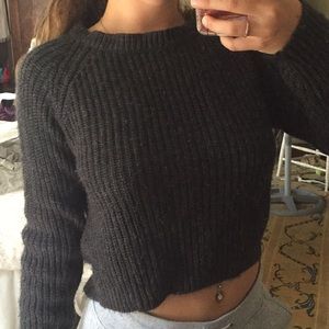 Black cropped sweater